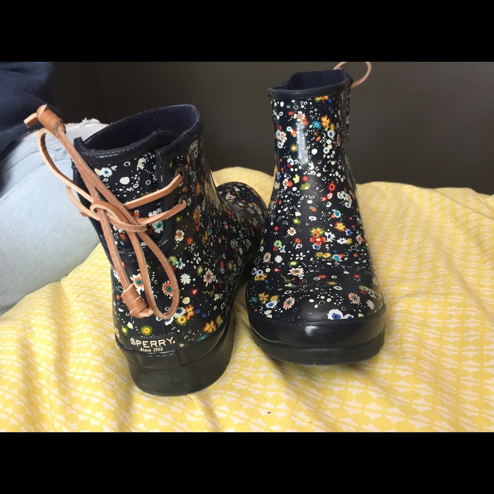 Sperry Boots size 11
